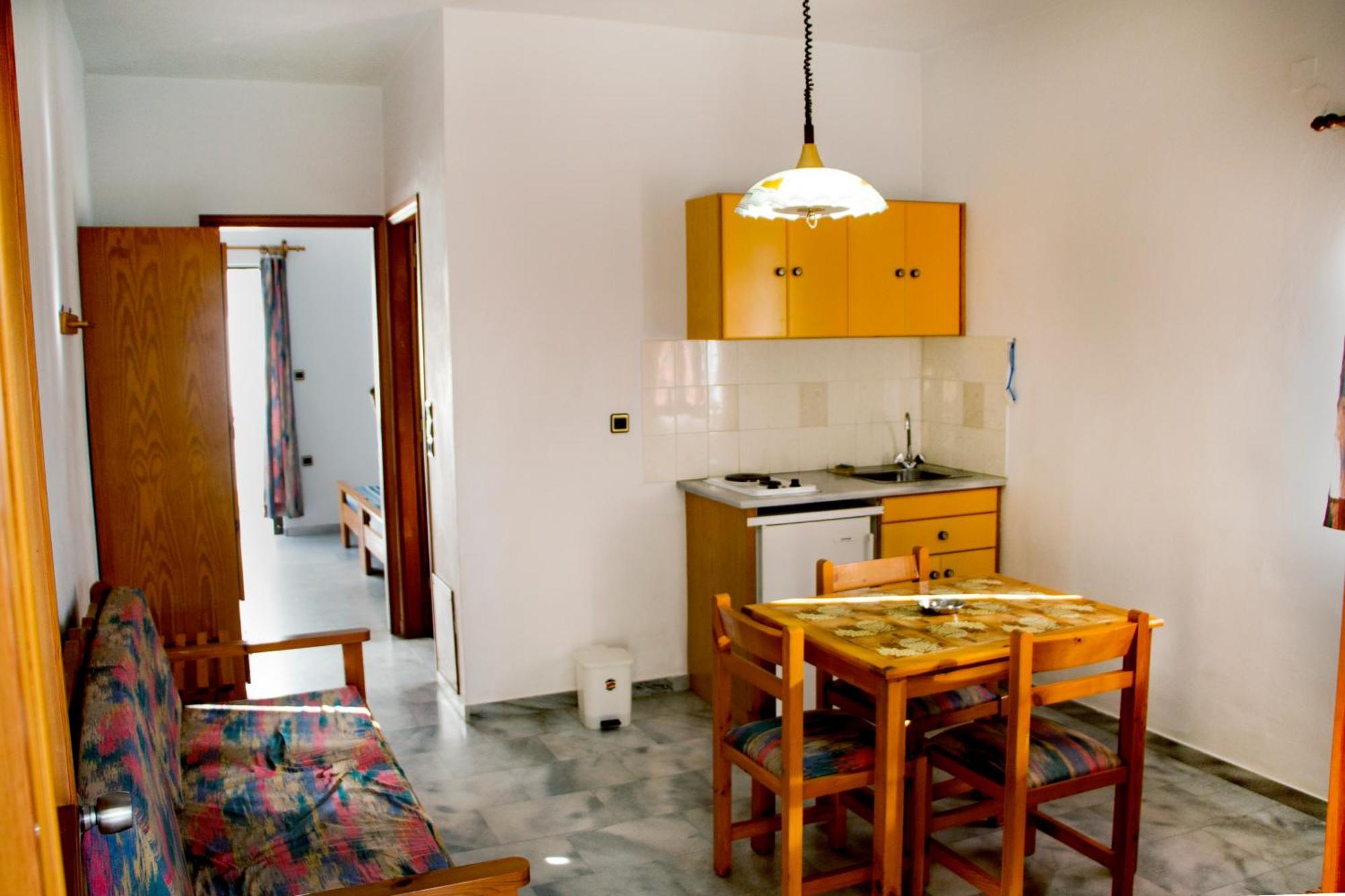 Aparthotel Popi Hotel Apartments Agia Marina (Crete)