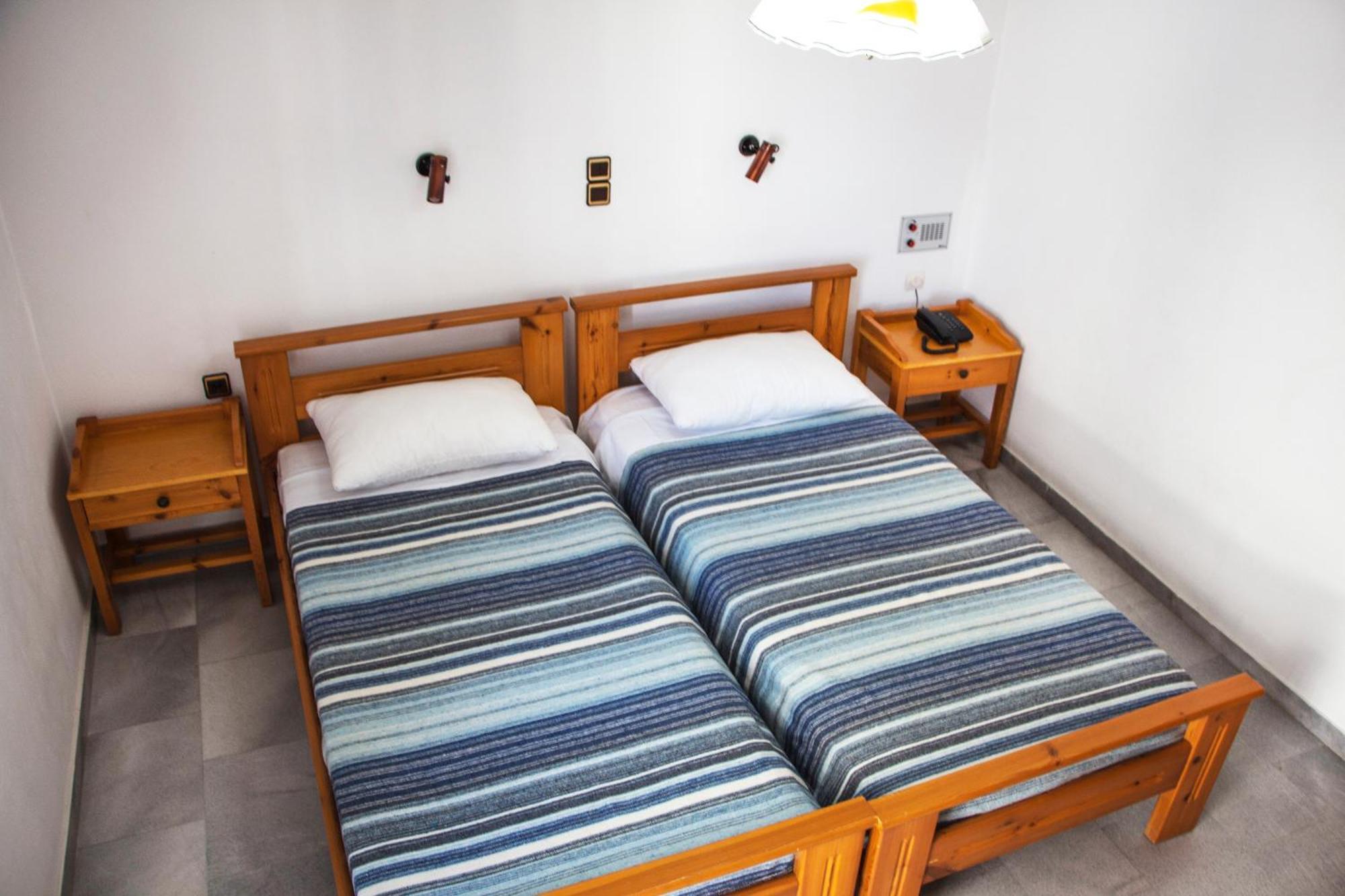 Popi Hotel Apartments 2* Agia Marina (Crete)