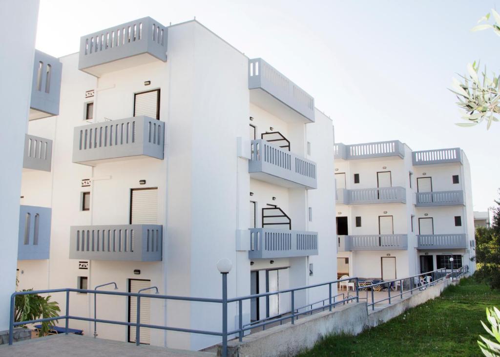 Popi Hotel Apartments Aparthotel Agia Marina (Crete)